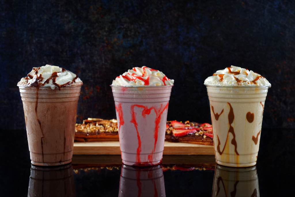 Smoothies & Shakes-
