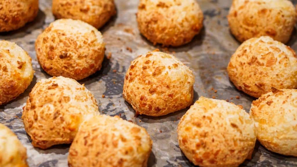 Keto and Low-Carb Snack Formats-